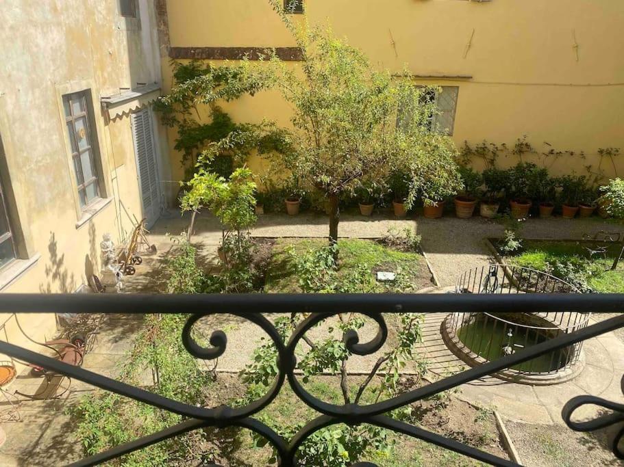 The Secret Garden Apartment Флоренция Екстериор снимка