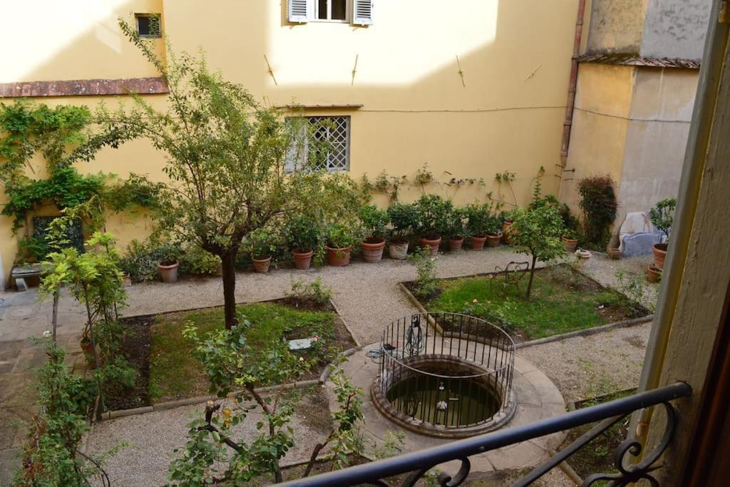 The Secret Garden Apartment Флоренция Екстериор снимка